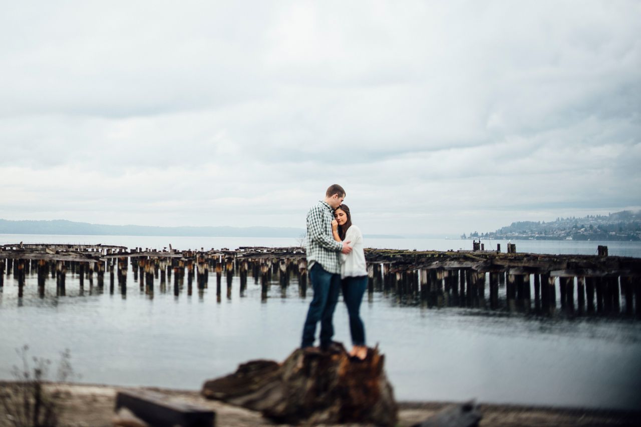 rest on the driftwood