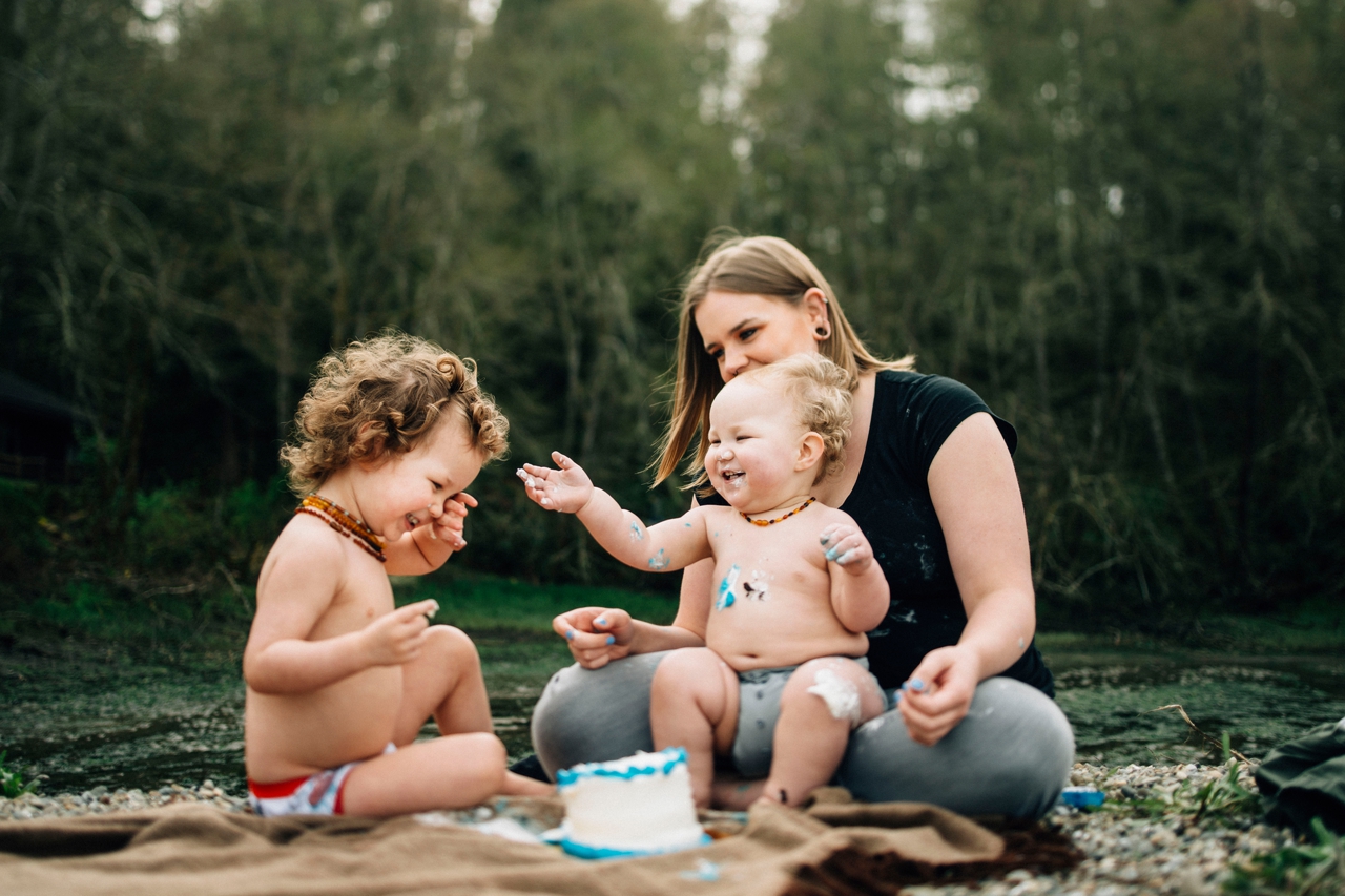 siblings smile